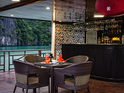 LA PANDORA CRUISES 2 DAYS 1 NIGHT